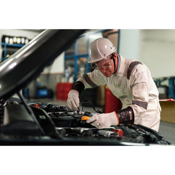 Durable electrical protection gloves, ensuring safety and everyday usability