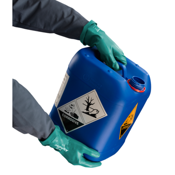 Chemical gloves with new AQUADRI™ moisture management technology