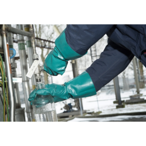 Chemical gloves with new AQUADRI™ moisture management technology