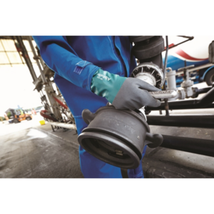 Confident Grip Performance with enhanced flexibility