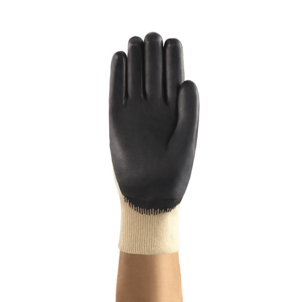 3/4 oil-repellent glove protecting fingers and knukkles against dirt snag