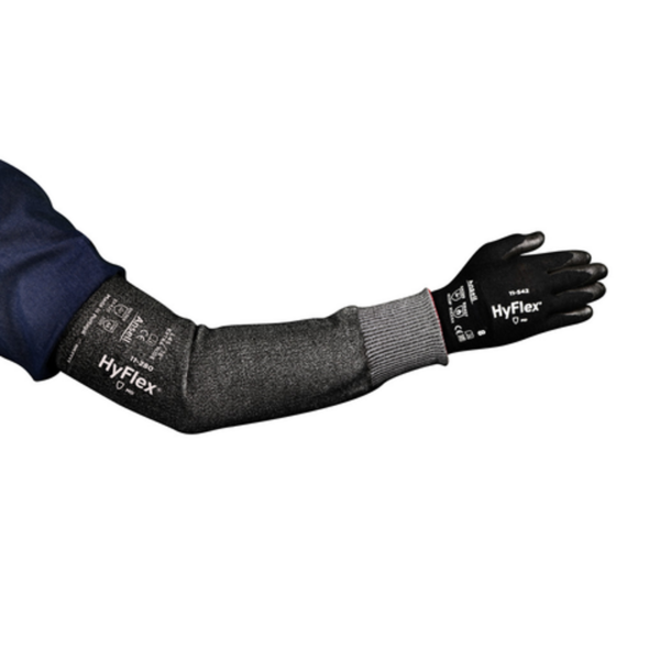 High cut protection sleeve with excellent breathability