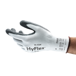 Light and comfortable protection against cuts and abrasion