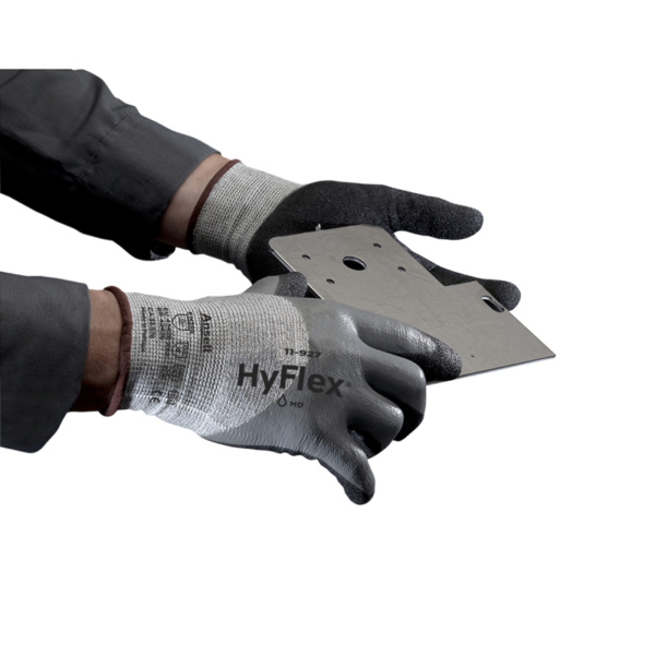 Medium duty oil-repellent, oil grip, cut resistant glove