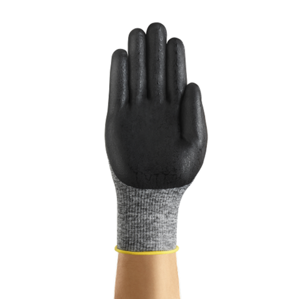 Improved design delivers enhanced comfort in a dirt masking color