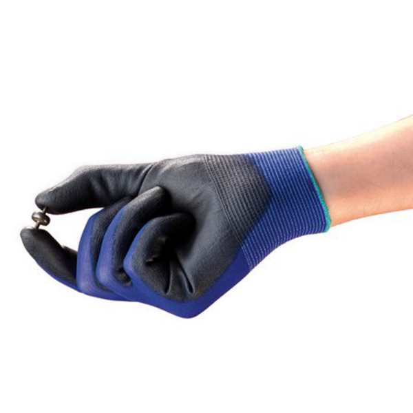 Palm coated glove for lightweight applications in dry and slightly oily environments
