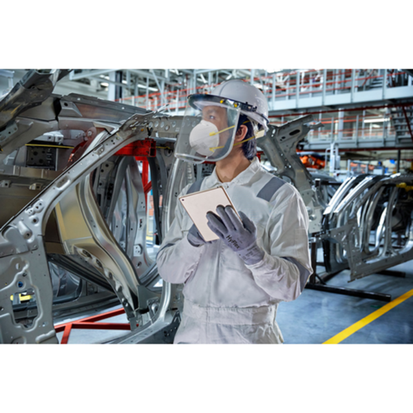 Our lightest ANSI A4 / ISO Level D Cut Resistant touchscreen glove