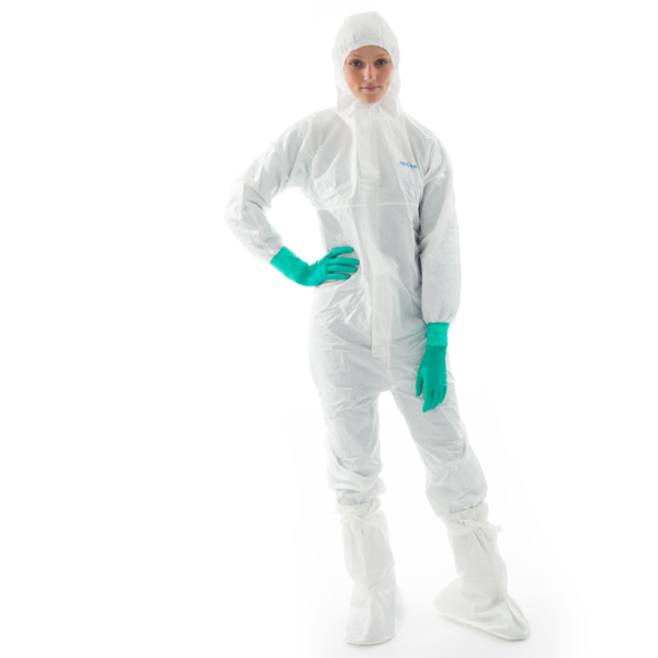 Lightweight, sterile antistatic coverall with hood, for protection from varied chemicals